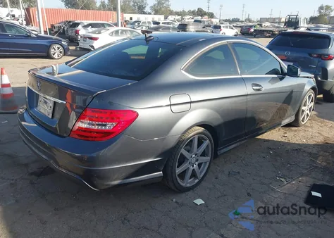 2013 Mercedes-Benz C 250 from USA, damaged, VIN WDDGJ4HB1DG000715